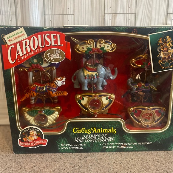 Mr. Christmas Carousel Ornaments Circus Animals Elephant Tiger Horse Animated - Picture 6 of 8